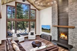 Suncadias Prime Winter Getaway! Cedar + Elk Lodge